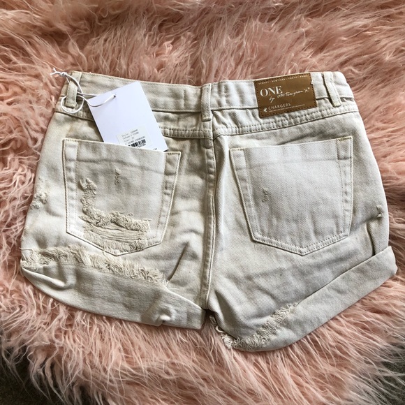 ONE Teaspoon Chargers L’stone White Denim Cut Off Shorts - Picture 12 of 12